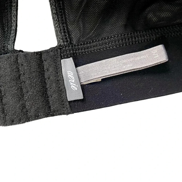 Aerie Mesh Sports Bar - Picture 2 of 3